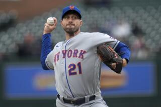 Mets Scherzer on track to return after missing start with neck